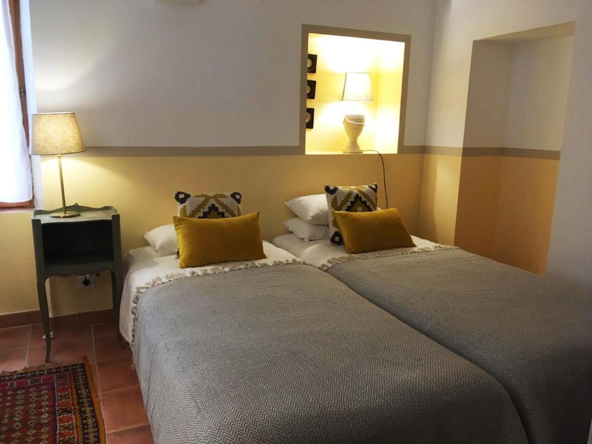 Seillons-Source-d'Argens La Belle Amie Bed & Breakfast エクステリア 写真
